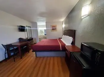 Welcome Inn 9