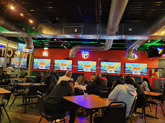 Restaurant near Welcome Inn